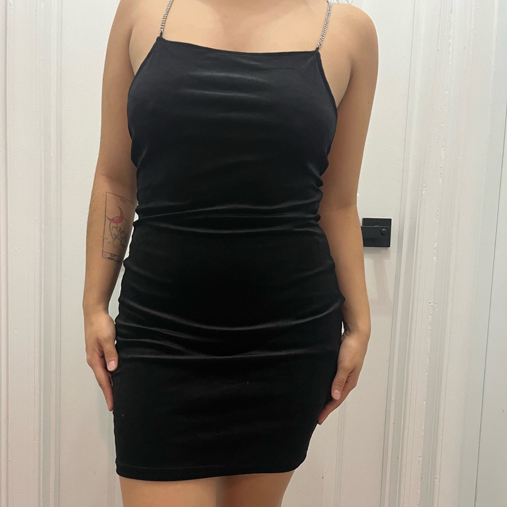 H&M velvet black dress - size small